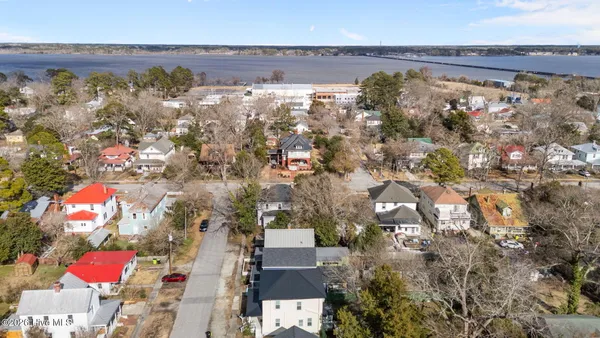 $315,000 | 507 Blades Avenue, New Bern, NC 28560