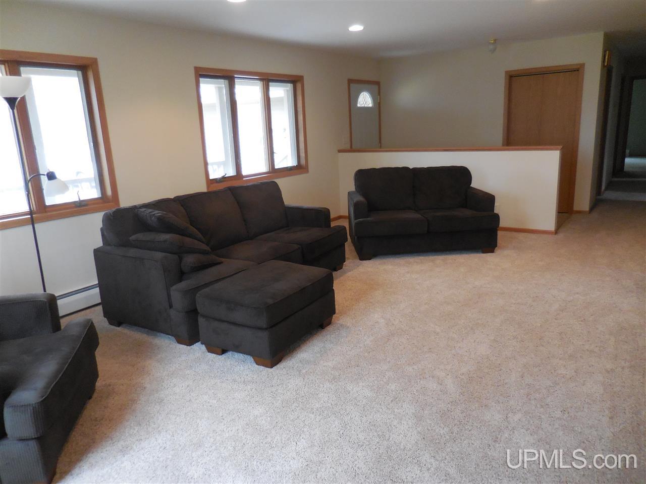 36 Ridge Road Marquette, MI 49855 - Photo 5 of 29 Gallery Image 5