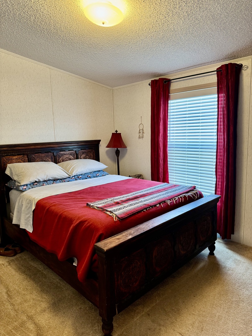 265 Tulip Circle Matteson, IL 60443 - Photo 23 of 25 a bed sitting in a bedroom next to a window