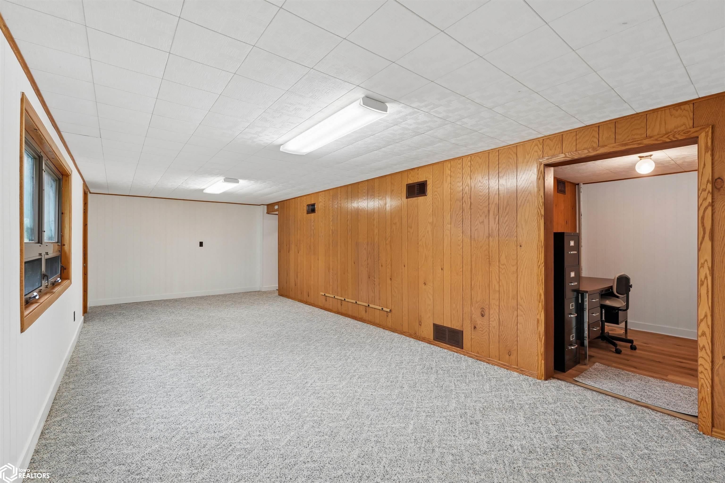 410 4th Street Southwest State Center, IA 50247 - Photo 23 of 40 Gallery Image 23