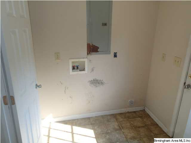32 Redbud Road Sylacauga, AL 35150 - Photo 4 of 10 Gallery Image 4