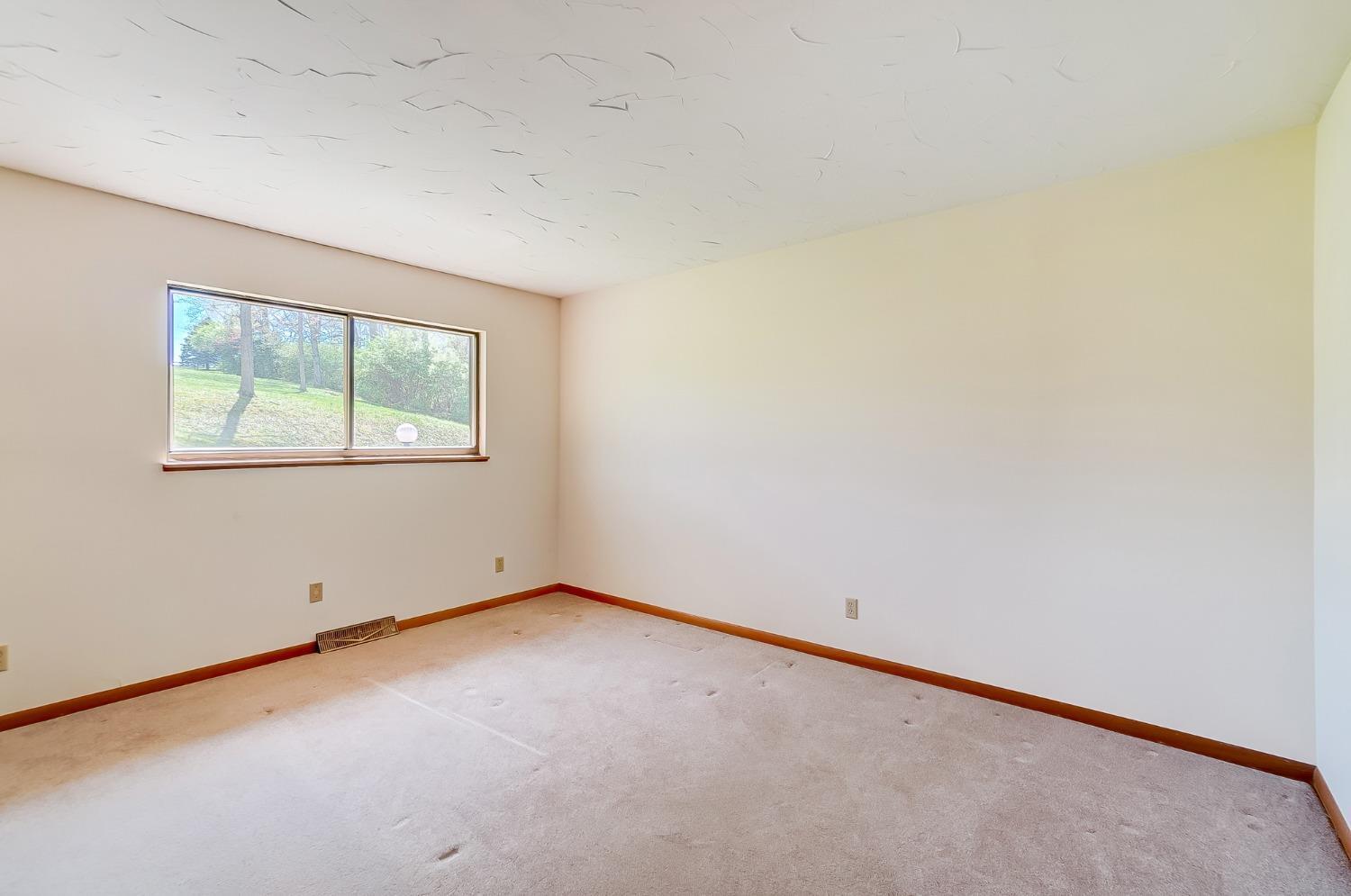 5566 Dry Ridge Road Cincinnati, OH 45252 - Photo 23 of 37 Gallery Image 23