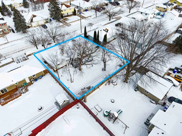 $279,500 | 1505 West Pershing Street, Appleton, WI 54914