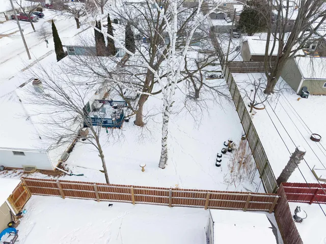 $279,500 | 1505 West Pershing Street, Appleton, WI 54914