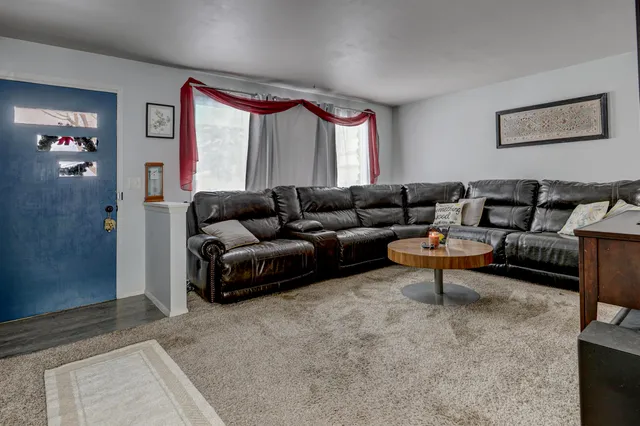 $279,500 | 1505 West Pershing Street, Appleton, WI 54914