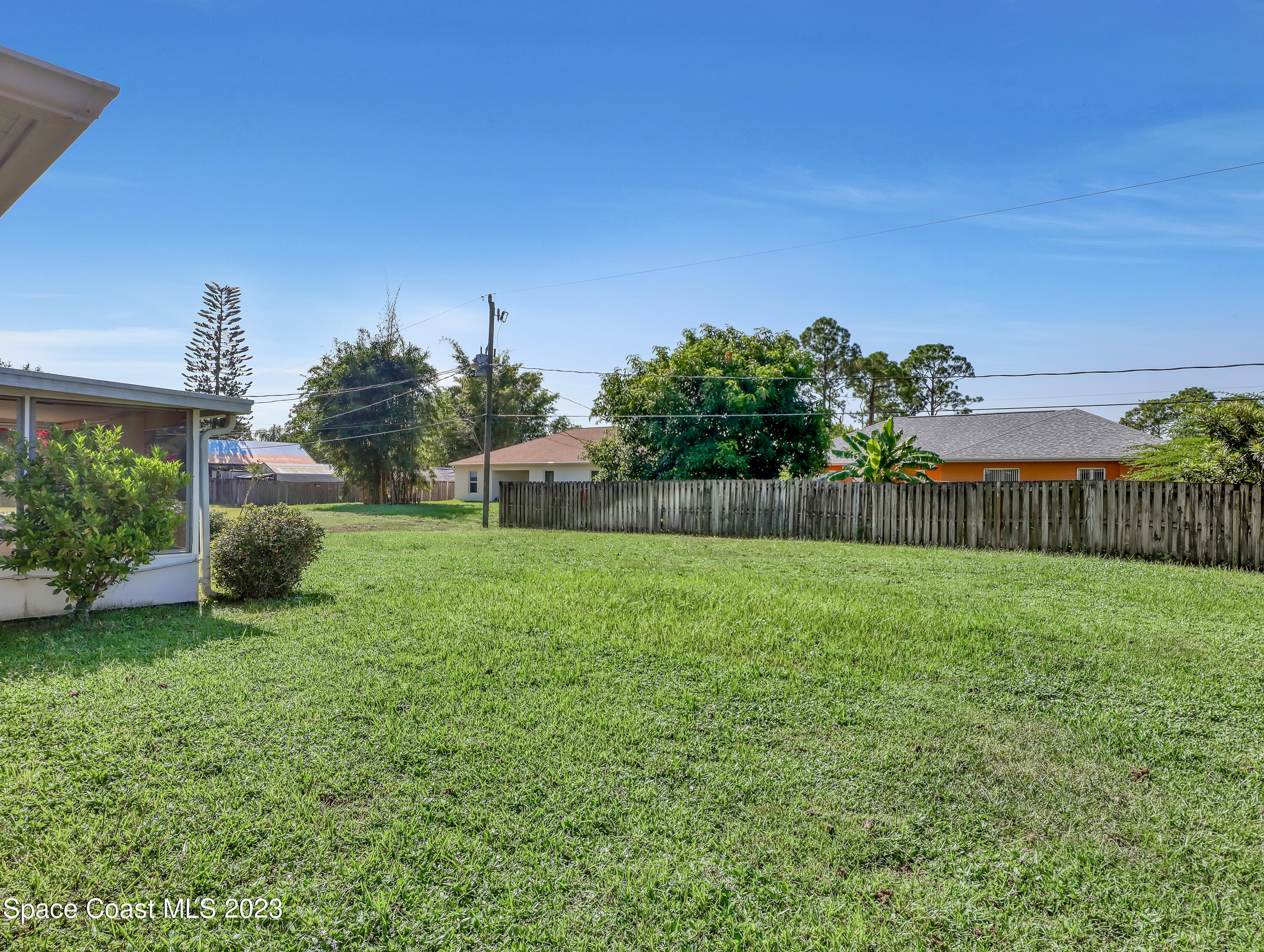 1328 Danforth Street Southwest Palm Bay, FL 32908 - Photo 28 of 28 1328 Danforth (30)