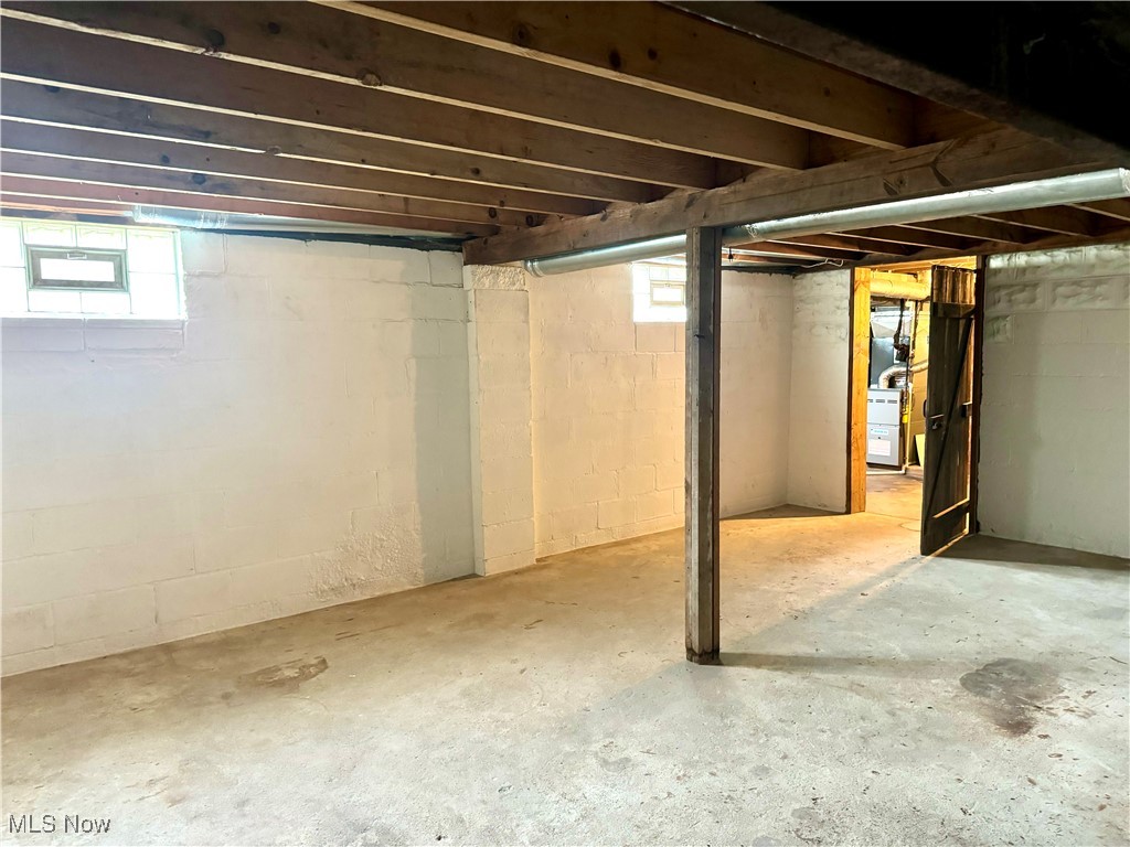 320 Darlington Road Northeast Warren, OH 44484 - Photo 19 of 30 Gallery Image 19