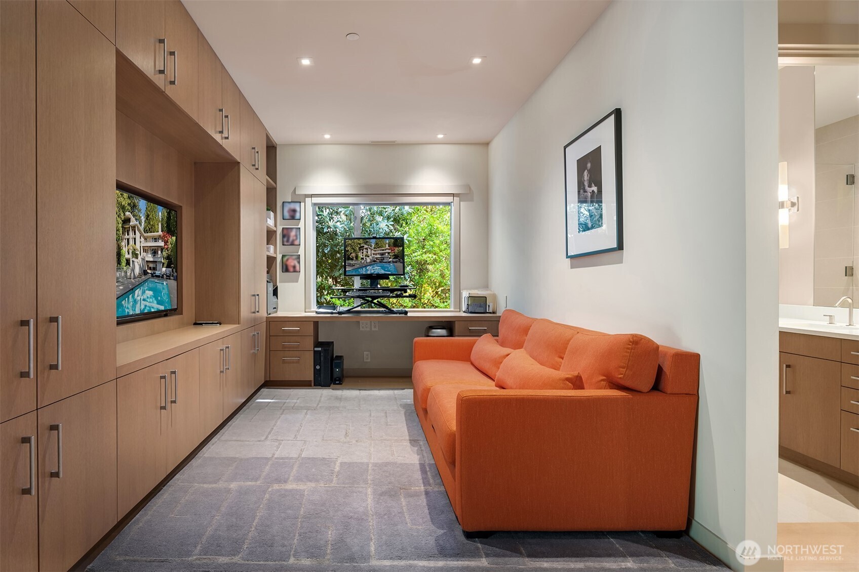 3445 Hunts Point Road Hunts Point, WA 98004 - Photo 12 of 22