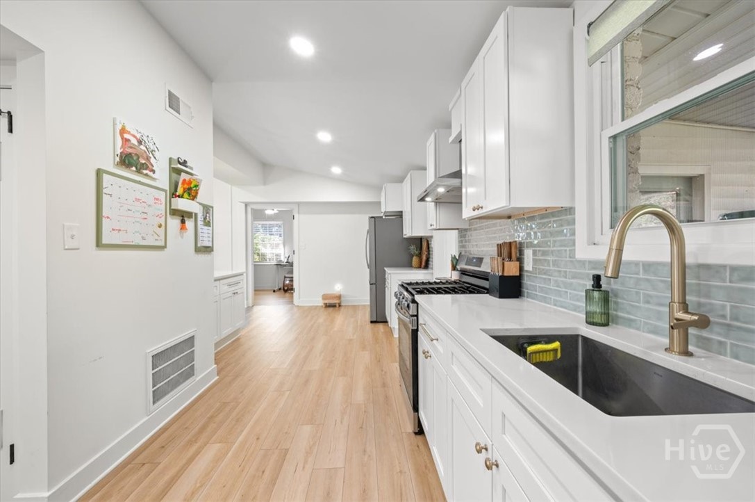 324 Tanglewood Road Savannah, GA 31419 - Photo 9 of 39