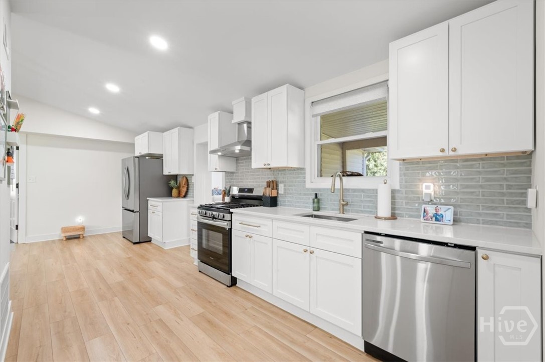 324 Tanglewood Road Savannah, GA 31419 - Photo 10 of 39