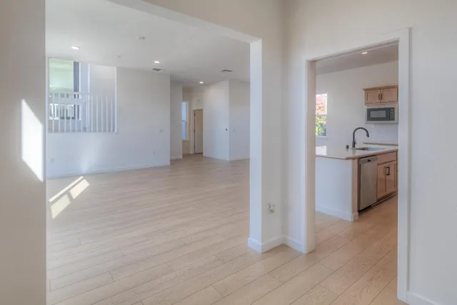 $695,990 | 411 6th Street, West Sacramento, CA 95605