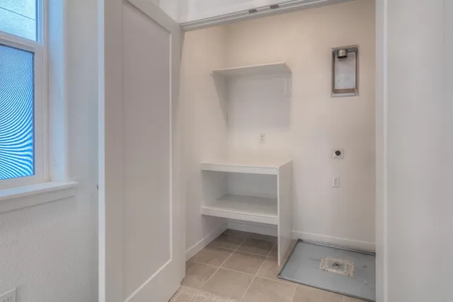 $695,990 | 411 6th Street, West Sacramento, CA 95605