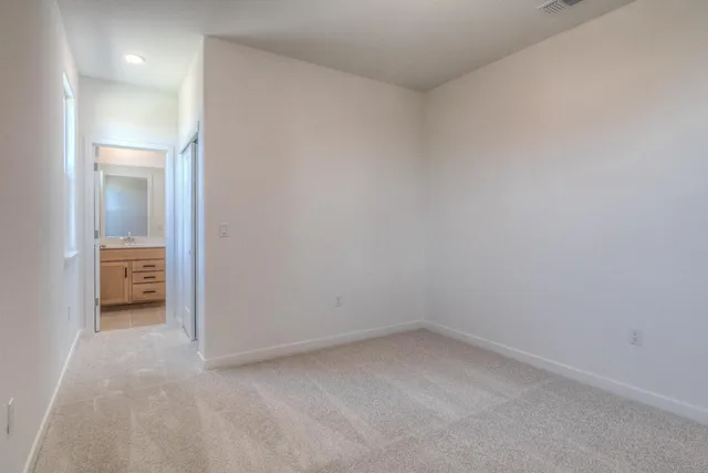 $695,990 | 411 6th Street, West Sacramento, CA 95605