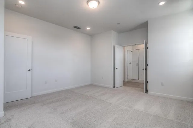 $695,990 | 411 6th Street, West Sacramento, CA 95605