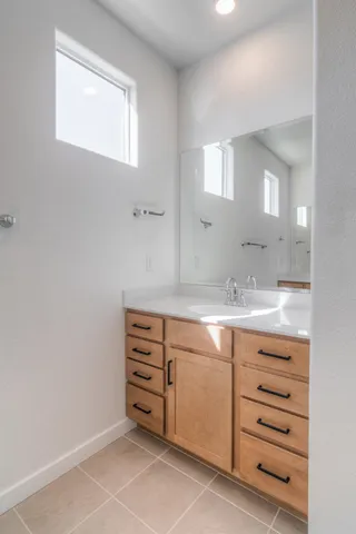 $695,990 | 411 6th Street, West Sacramento, CA 95605