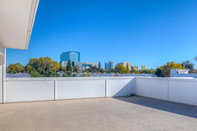 $695,990 | 411 6th Street, West Sacramento, CA 95605