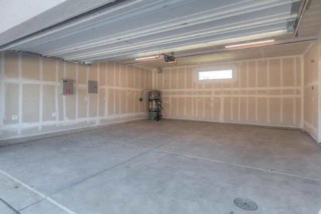 $695,990 | 411 6th Street, West Sacramento, CA 95605