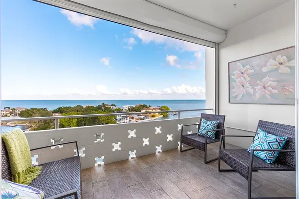 $4,300 | 1365 Snell Isle Boulevard Northeast, Unit 8D, St. Petersburg, FL 33704