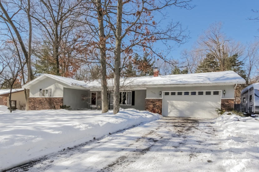 17501 148th Avenue Spring Lake, MI 49456 - Photo 2 of 41 002-Front_View-1443642-mls
