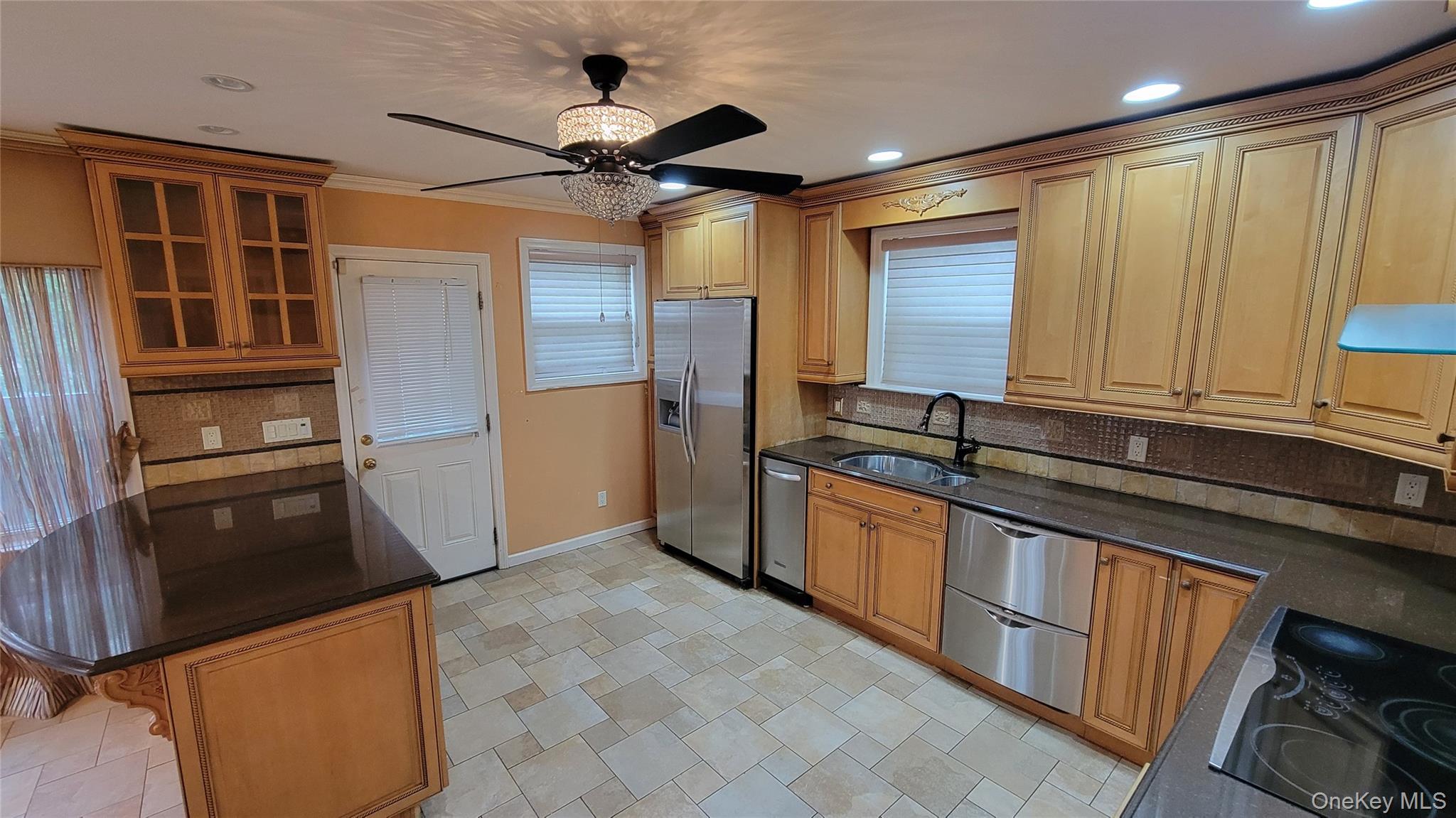 186-20 Troon Road Queens, NY 11432 - Photo 12 of 23