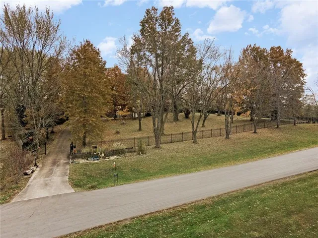 $440,000 | 16115 Kountry Ridge Drive, Kearney, MO 64060