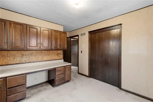 $440,000 | 16115 Kountry Ridge Drive, Kearney, MO 64060