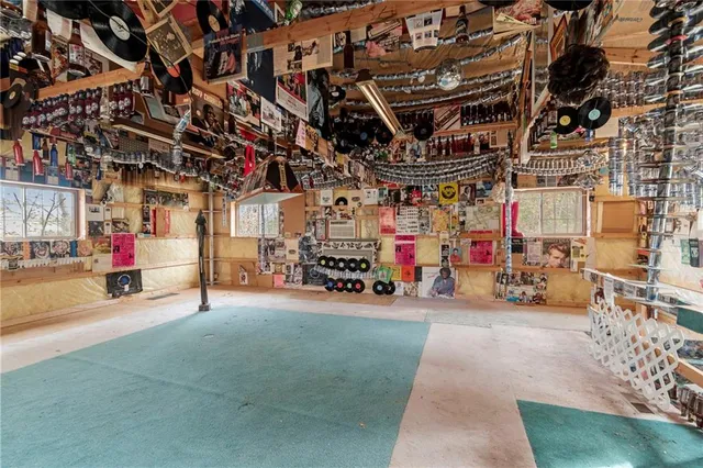 $440,000 | 16115 Kountry Ridge Drive, Kearney, MO 64060