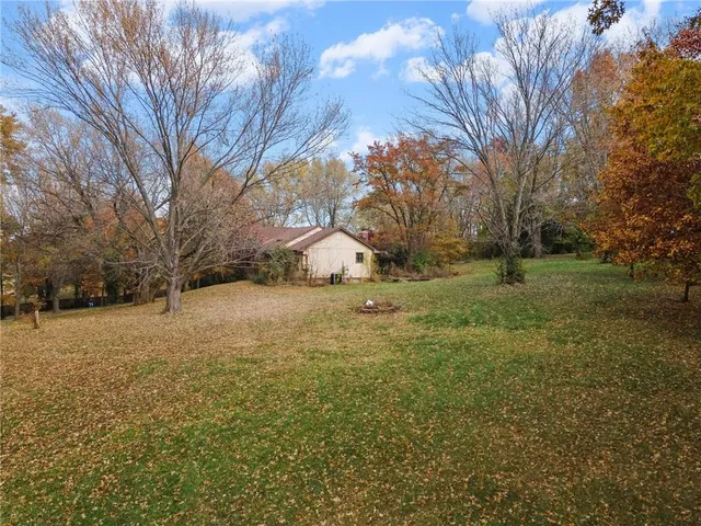 $440,000 | 16115 Kountry Ridge Drive, Kearney, MO 64060