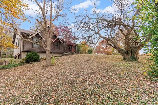 $440,000 | 16115 Kountry Ridge Drive, Kearney, MO 64060