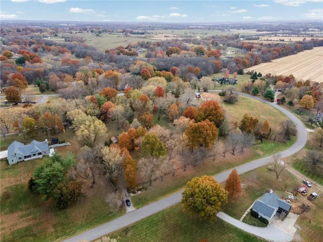 $440,000 | 16115 Kountry Ridge Drive, Kearney, MO 64060