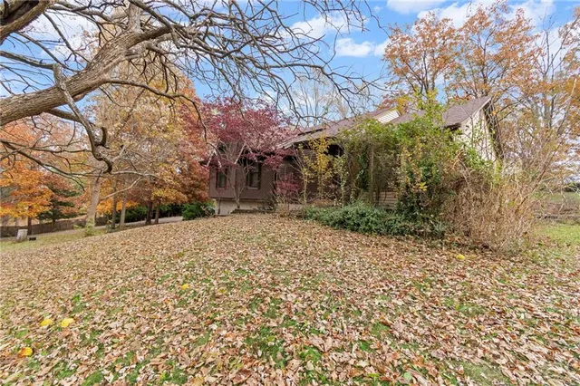 $440,000 | 16115 Kountry Ridge Drive, Kearney, MO 64060