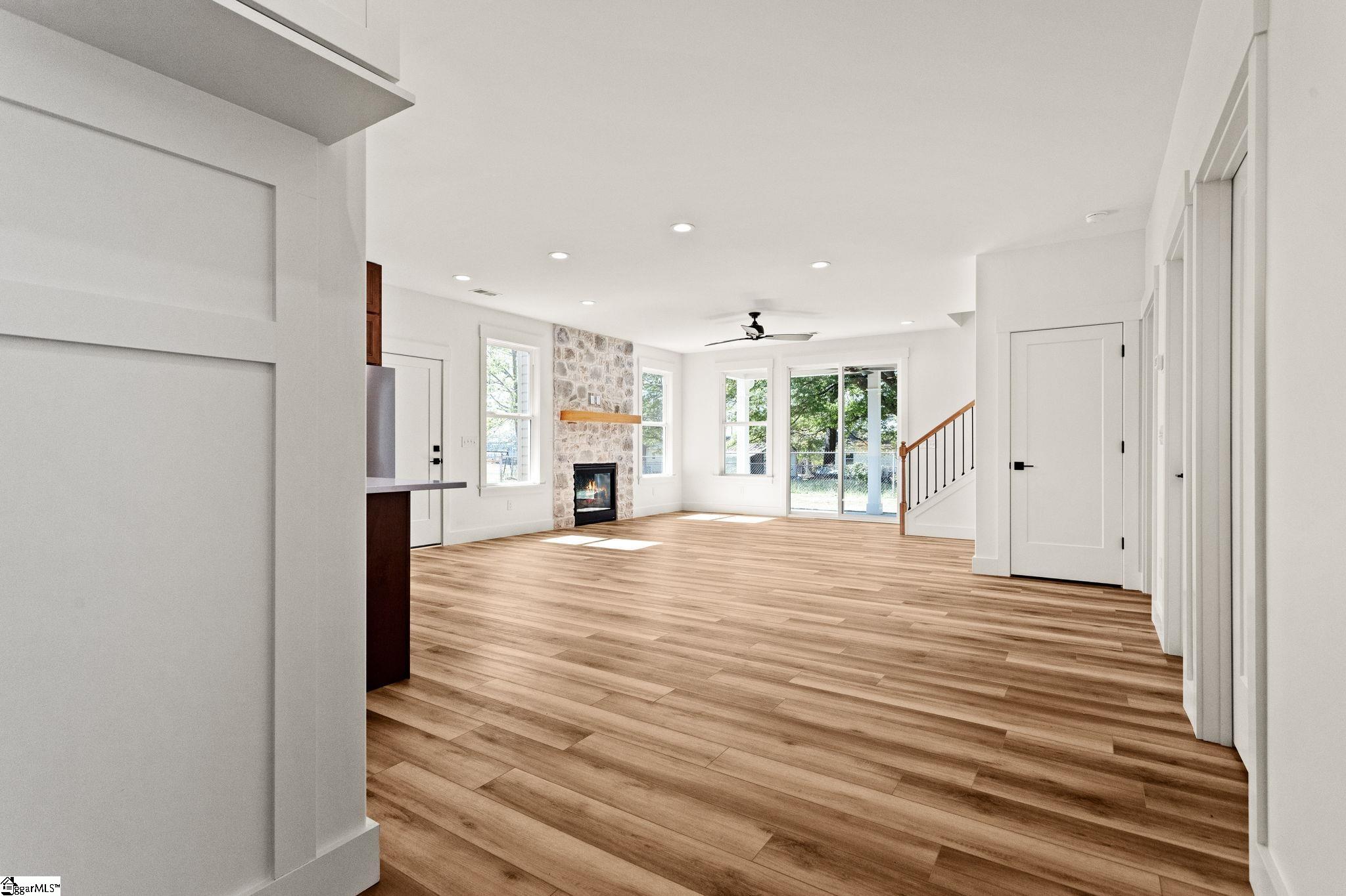 203 Delano Avenue Greer, SC 29650 - Photo 5 of 30