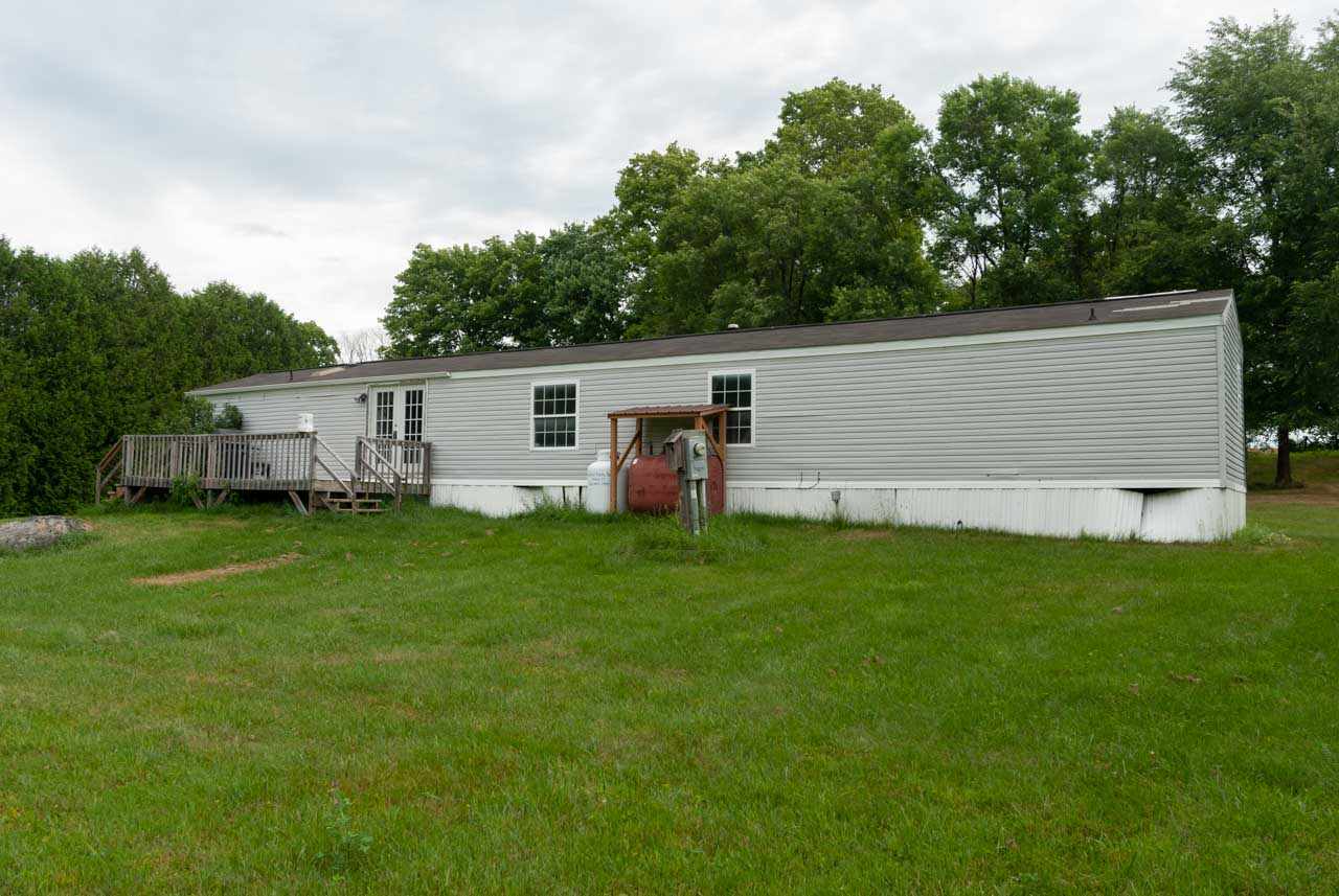 502 Lake Road Milton, VT 05468 - Photo 6 of 31