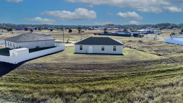 $319,000 | 1105 North Capri Court, LaBelle, FL 33935