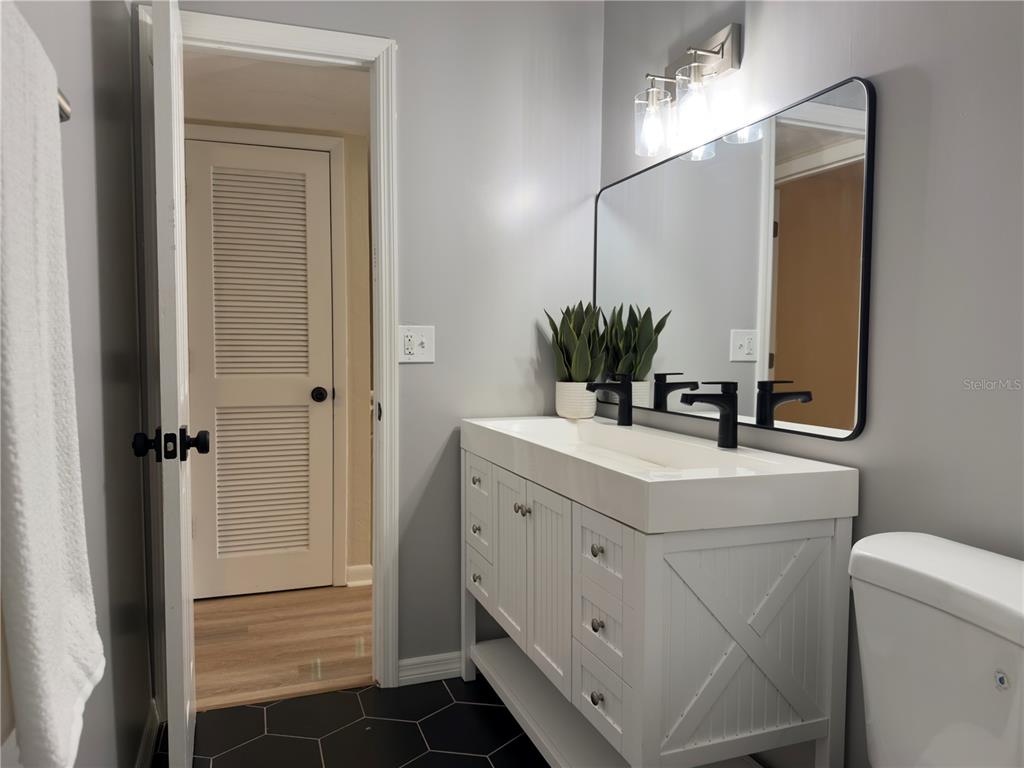 501 Southwest 75th Street, Unit F3 Gainesville, FL 32607 - Photo 33 of 53