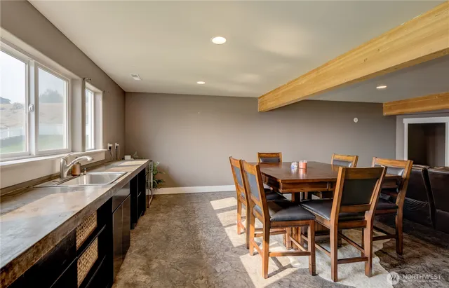 $1,700,000 | 12 Elizabeth Court, Wenatchee, WA 98801