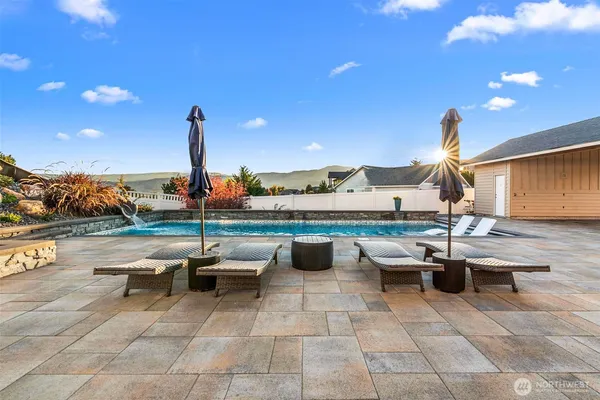 $1,620,000 | 12 Elizabeth Court, Wenatchee, WA 98801