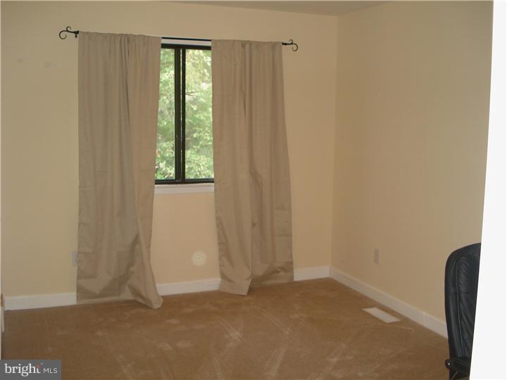 312 Village Walk Exton, PA 19341 - Photo 8 of 10 Gallery Image 8