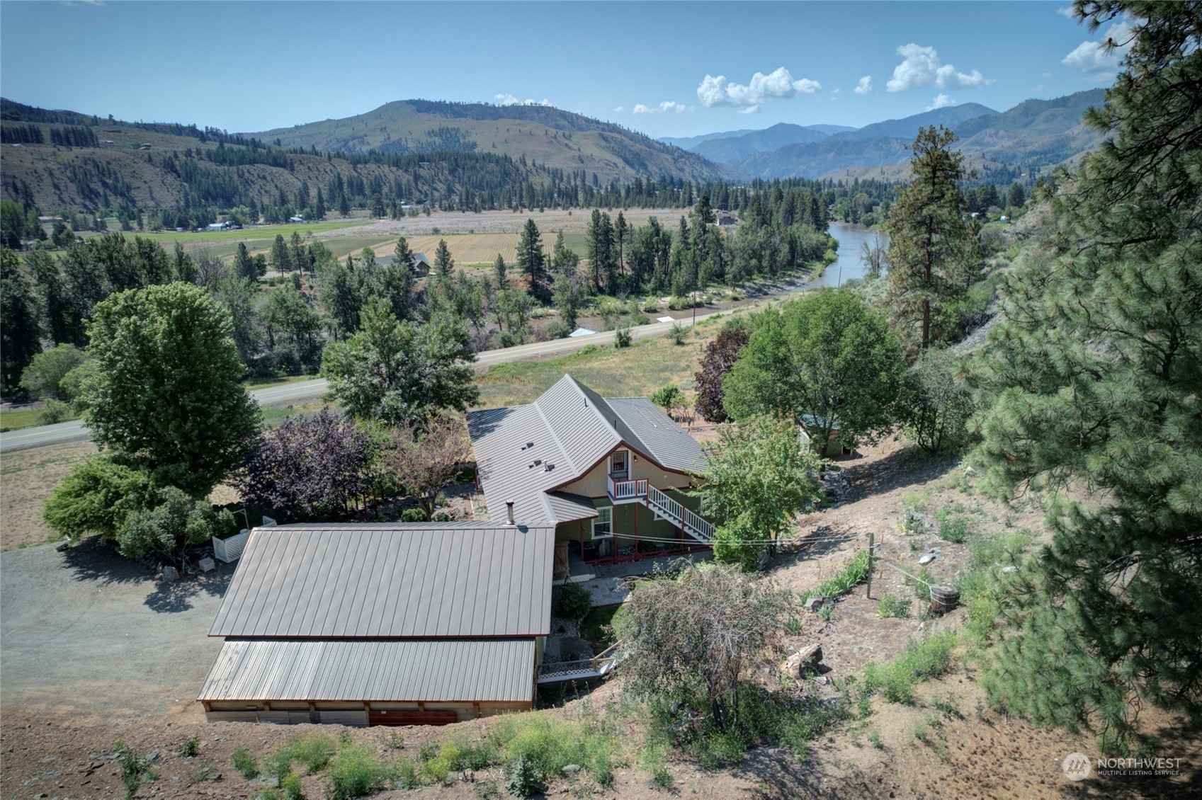 183 Twisp Carlton Road Carlton, WA 98814 - Photo 2 of 34 Gallery Image 2