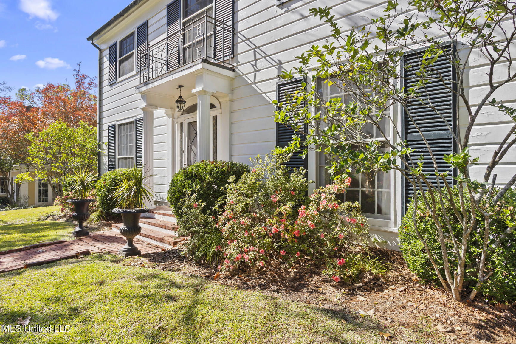 1331 Peachtree Street Jackson, MS 39202 - Photo 3 of 40 1331 Peachtree-37