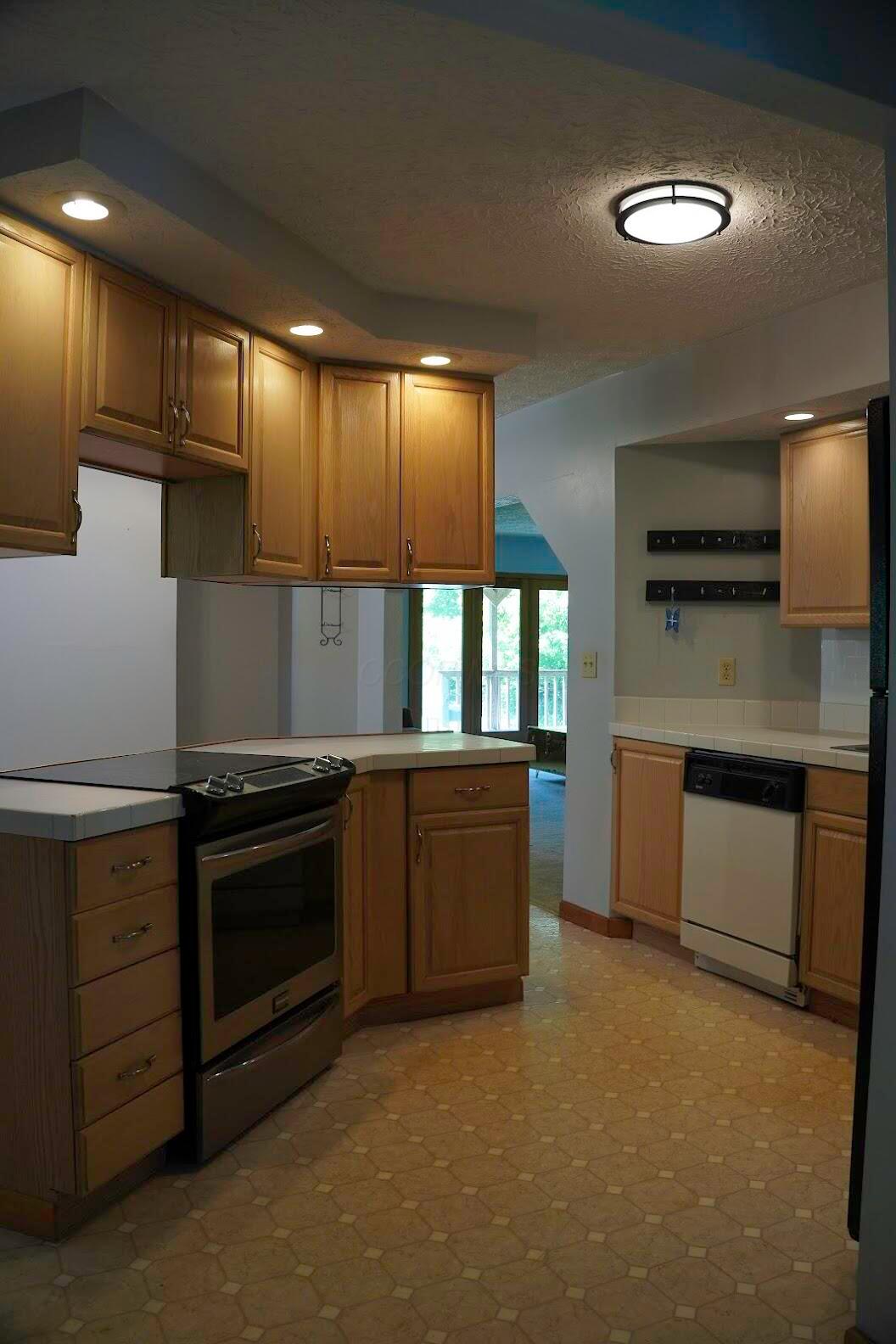 1451 Meadow Run Road Waverly, OH 45690 - Photo 11 of 28 IMG_0561