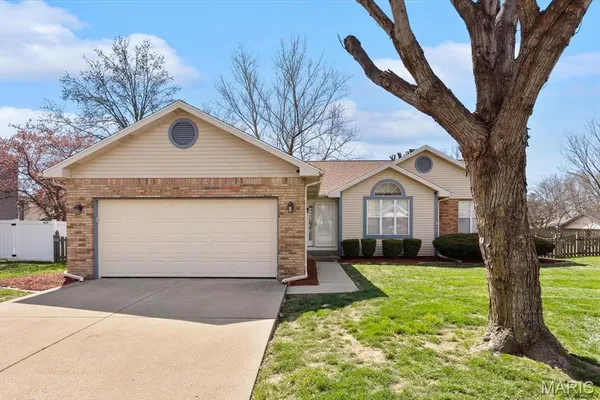 $275,000 | 309 Griffin Gate Street, O'Fallon, IL 62269