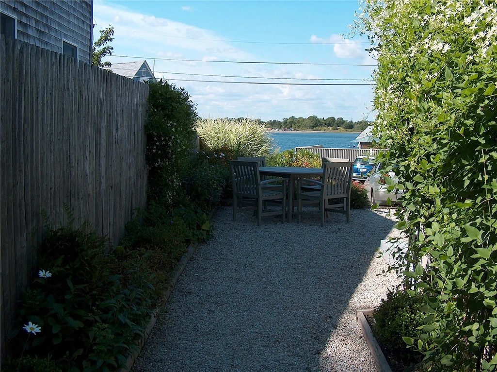 322 Riverside Street Portsmouth, RI 02871 - Photo 2 of 9