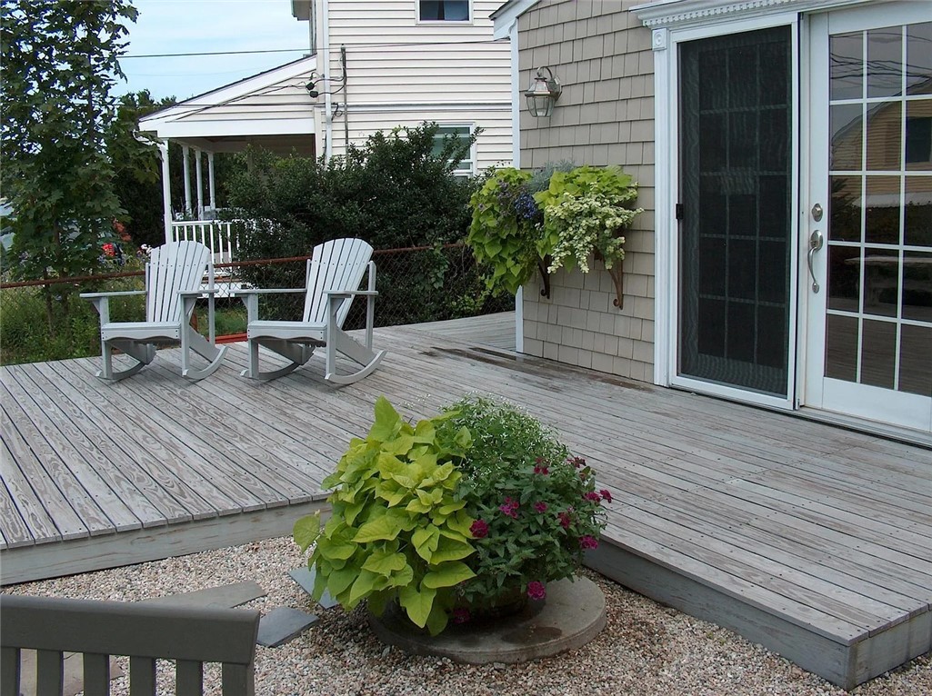 322 Riverside Street Portsmouth, RI 02871 - Photo 9 of 9