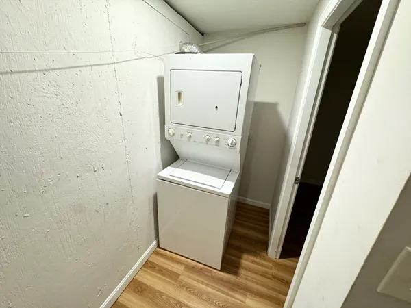 $3,500 | 185 Sydney Street, Unit 2, Boston, MA 02125