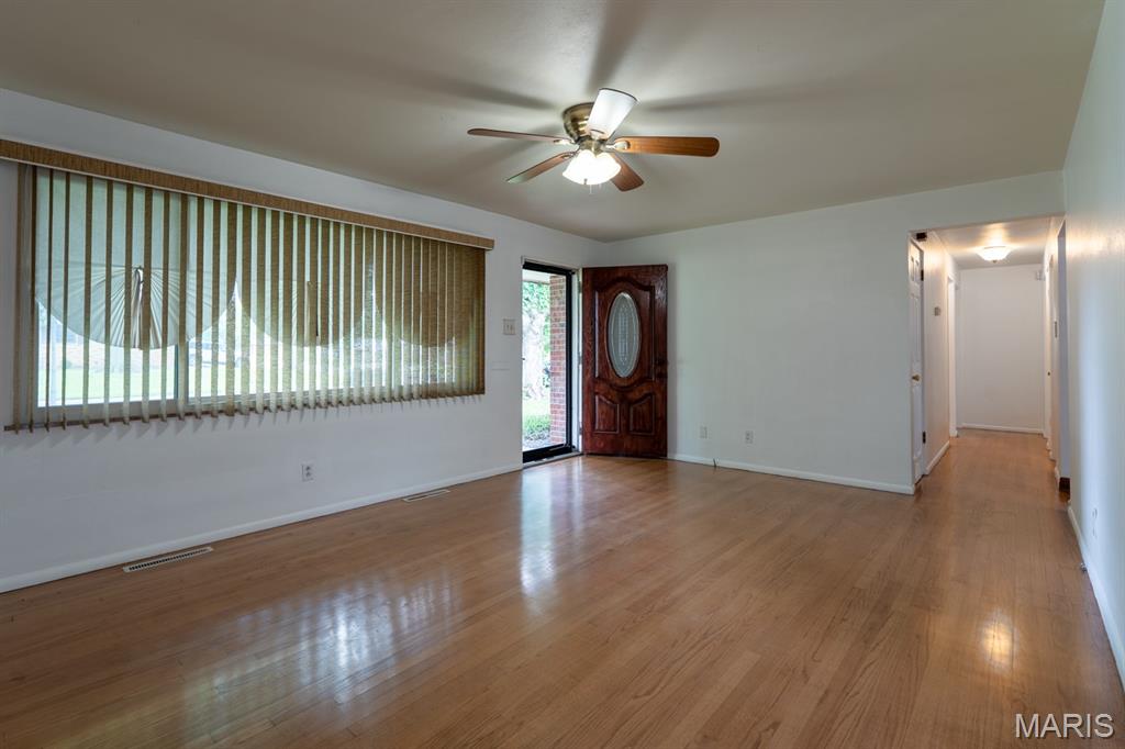 232 Springdale Drive Belleville, IL 62223 - Photo 13 of 33