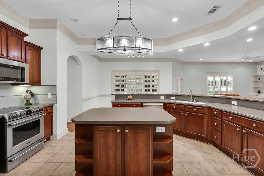 2502 River Oaks Drive Richmond Hill, GA 31324 - Photo 17 of 52