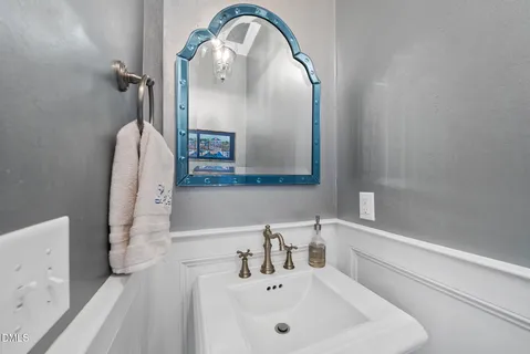 $825,000 | 2440 Noble Road, Raleigh, NC 27608