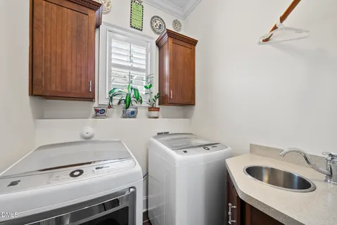 $825,000 | 2440 Noble Road, Raleigh, NC 27608