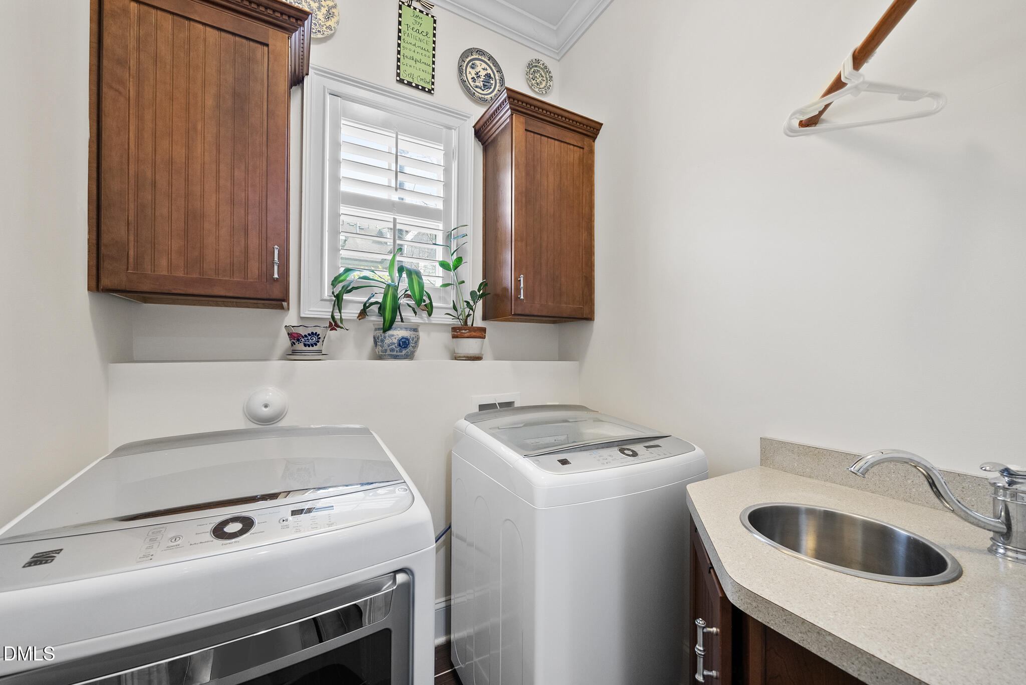 2440 Noble Road Raleigh, NC 27608 - Photo 29 of 41 DSC09327